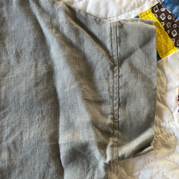 Elizabeth Suzann sea glass linen Georgia tee - Picture 5 of 5